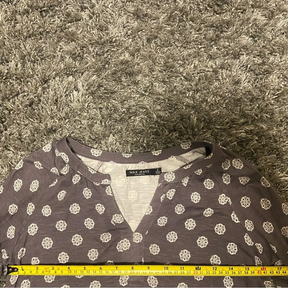 Patterned Top - Picture 4 of 6